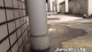 Japanese beauties feel better when releasing golden showers