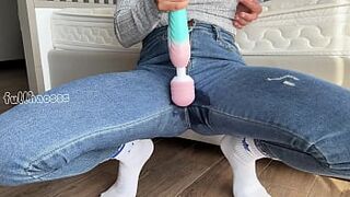 Milf masturbating pussy toy and multiple squirting closeup